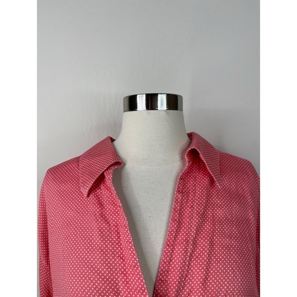 FoxCroft Polka Dot Wrinkle Free Shaped Fit Button Down Shirt - Picture 4 of 9